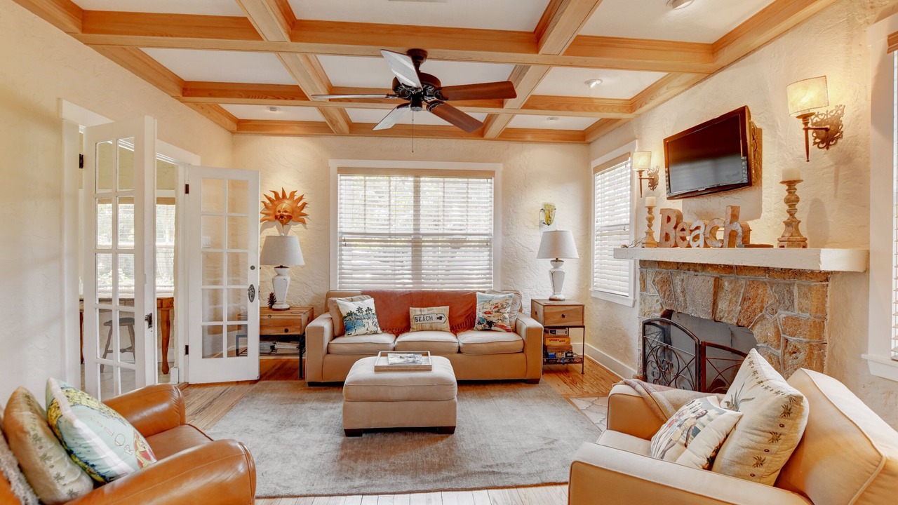 Photo of Livingroom in Del-Ida Park Historic District