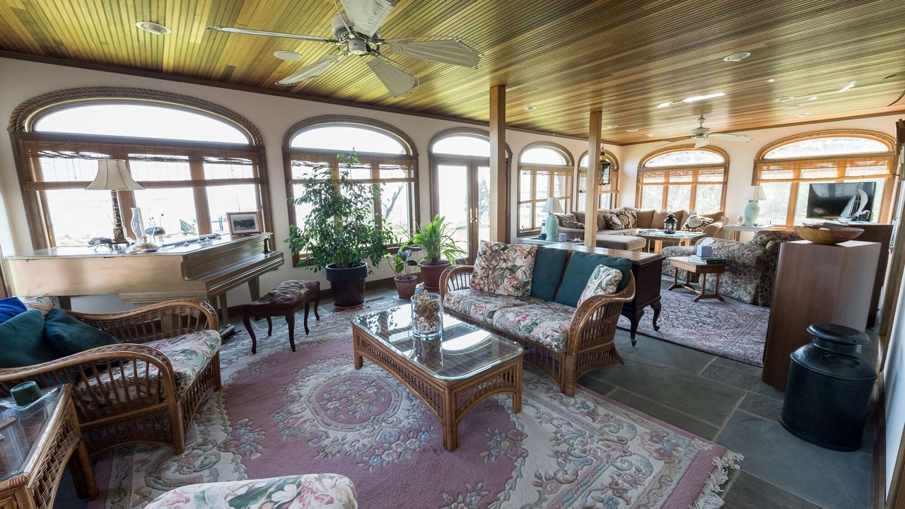 Photo of Livingroom in Cambridge