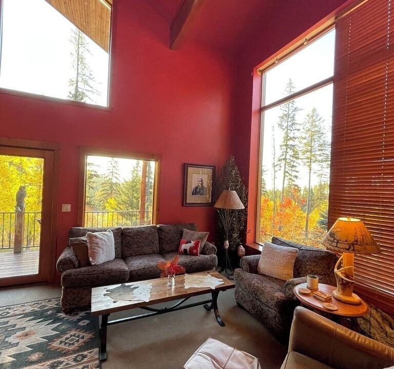 Photo of Livingroom in Whitefish