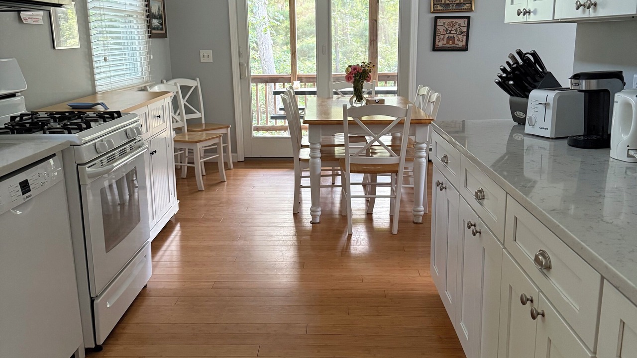 Photo of Kitchen in Tisbury
