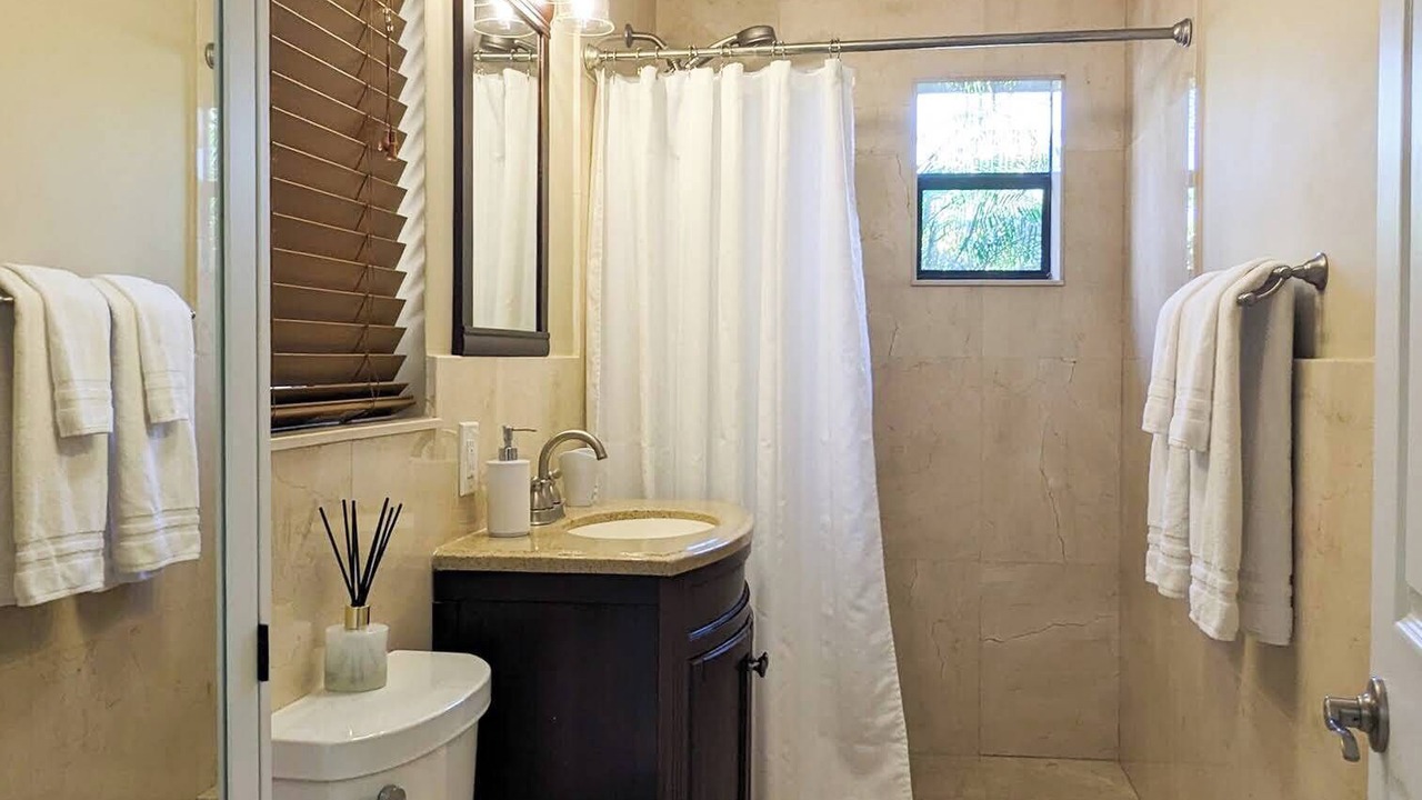 Photo of Bathroom in Pompano Isles