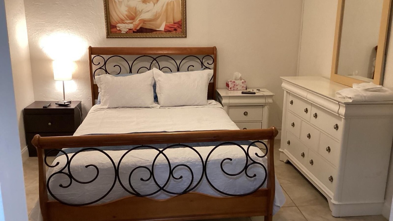 Photo of Bedroom in Highland Garden