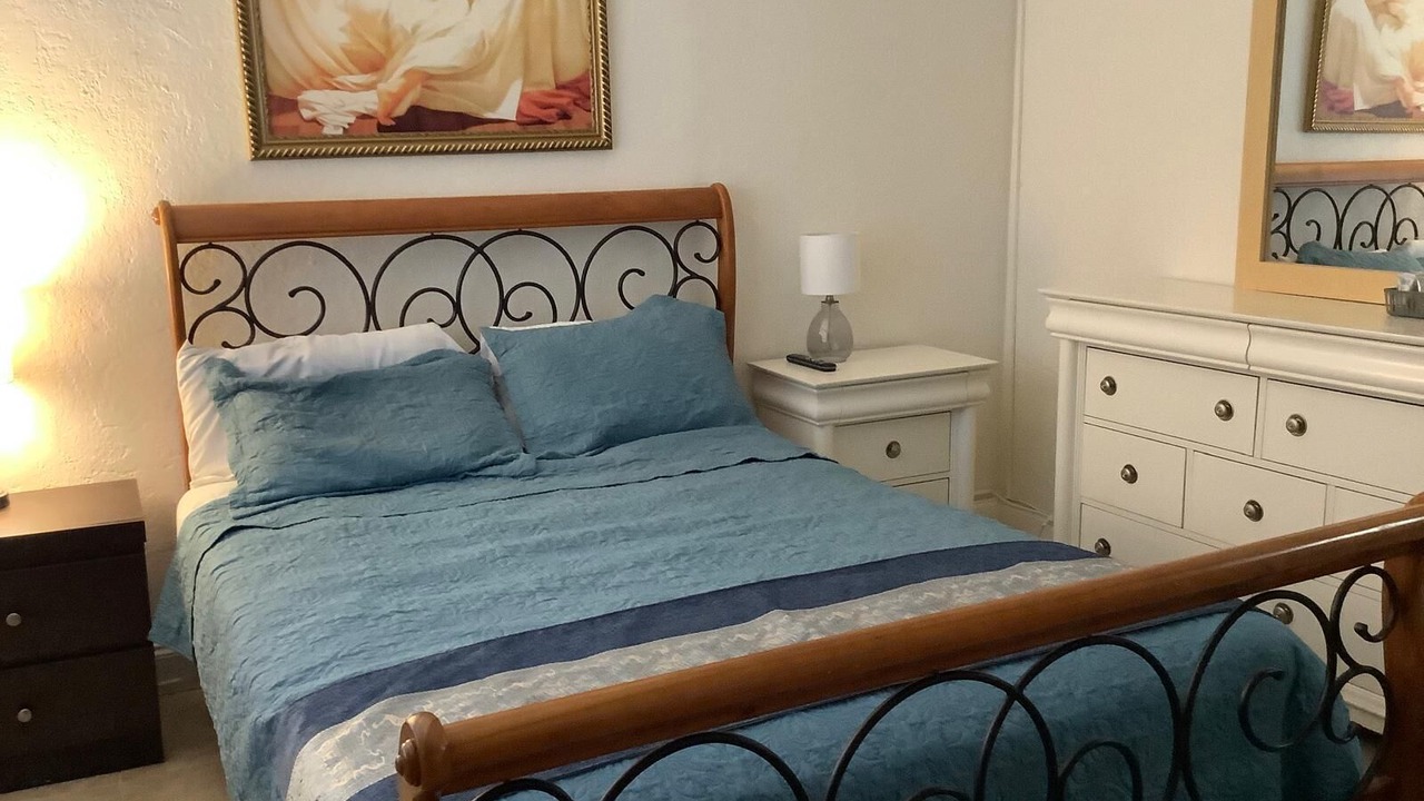Photo of Bedroom in Highland Garden