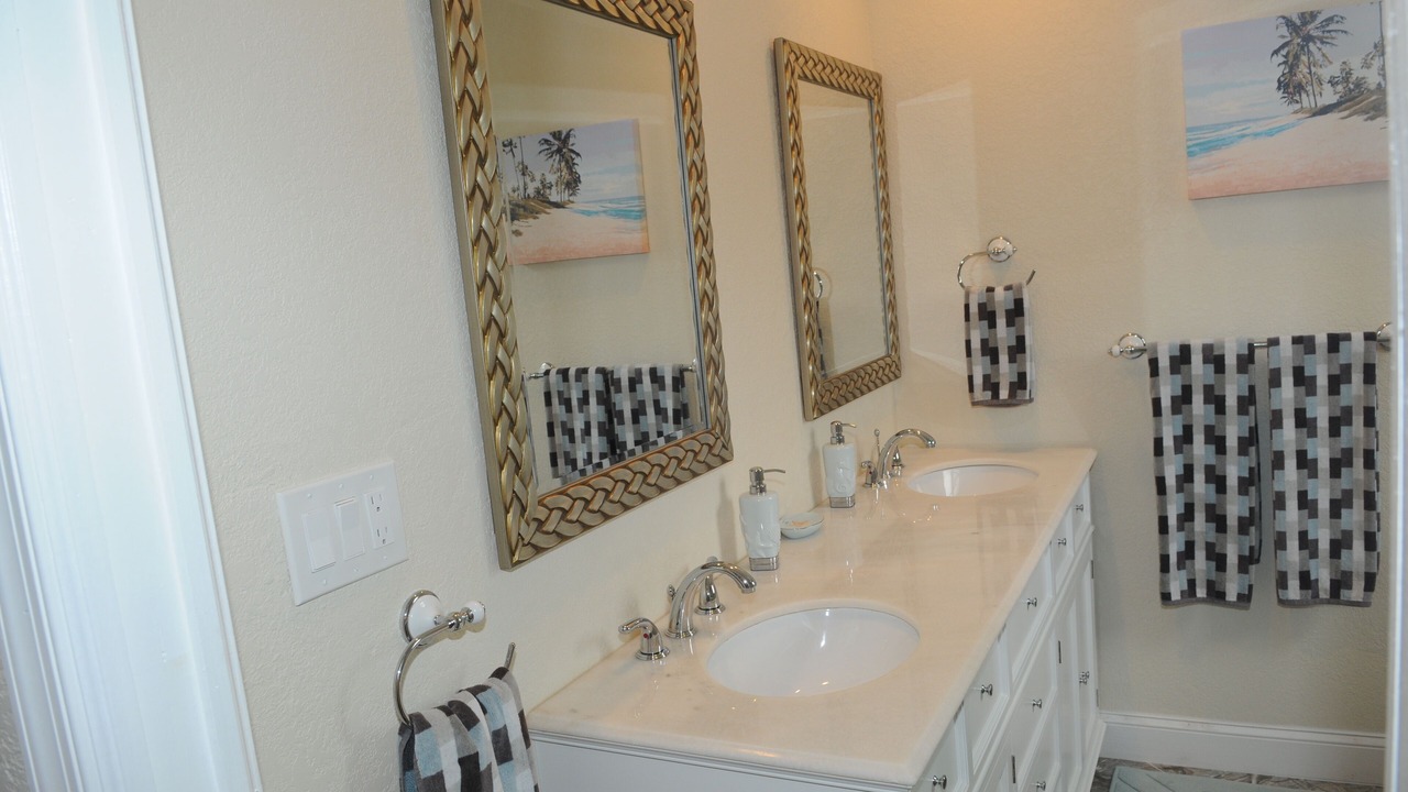 Photo of Bathroom in Pompano Isles