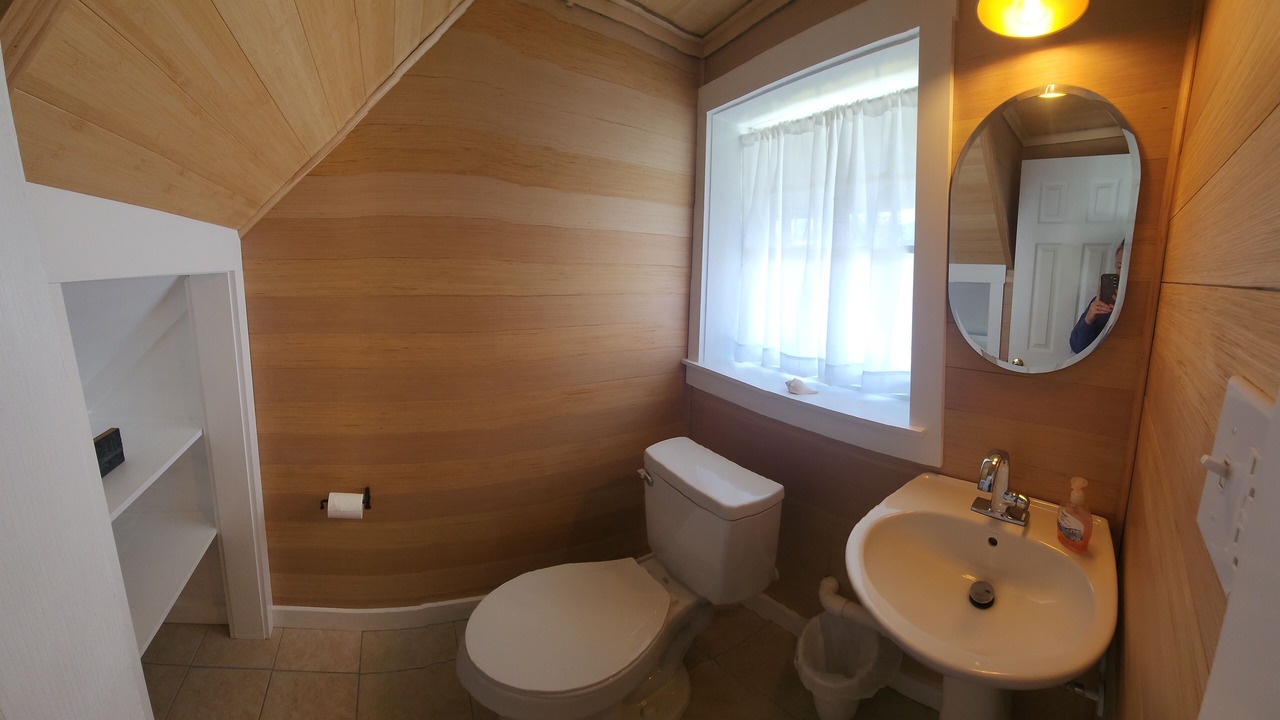 Photo of Bathroom in Slaughter Beach