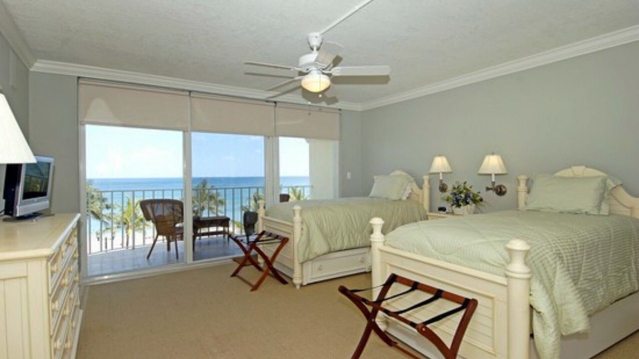 Photo of Bedroom in Deerfield Beach