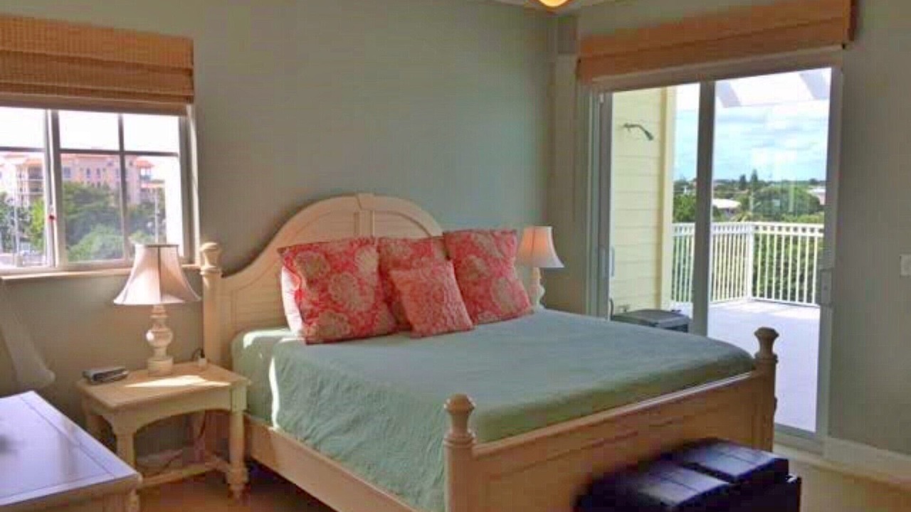 Photo of Bedroom in Deerfield Beach