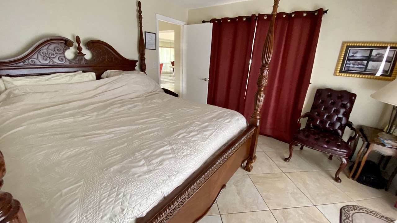 Photo of Bedroom in Coral Ridge Isles