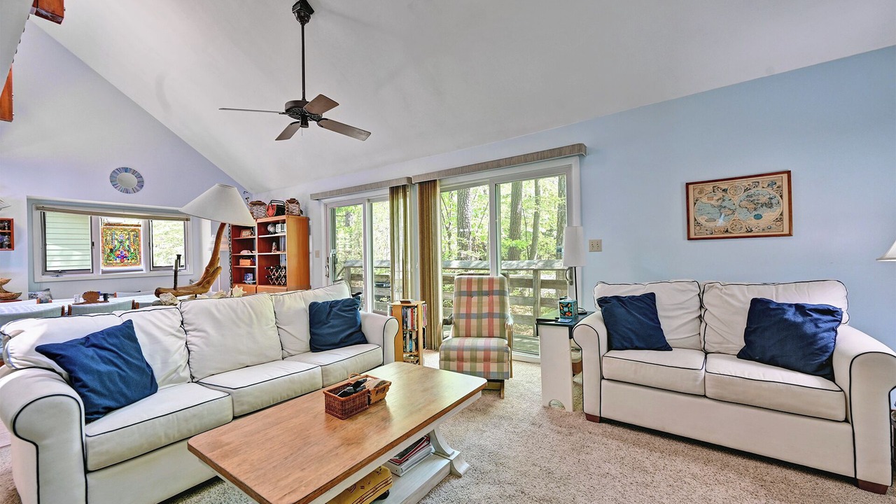 Photo of Livingroom in Bethany Beach