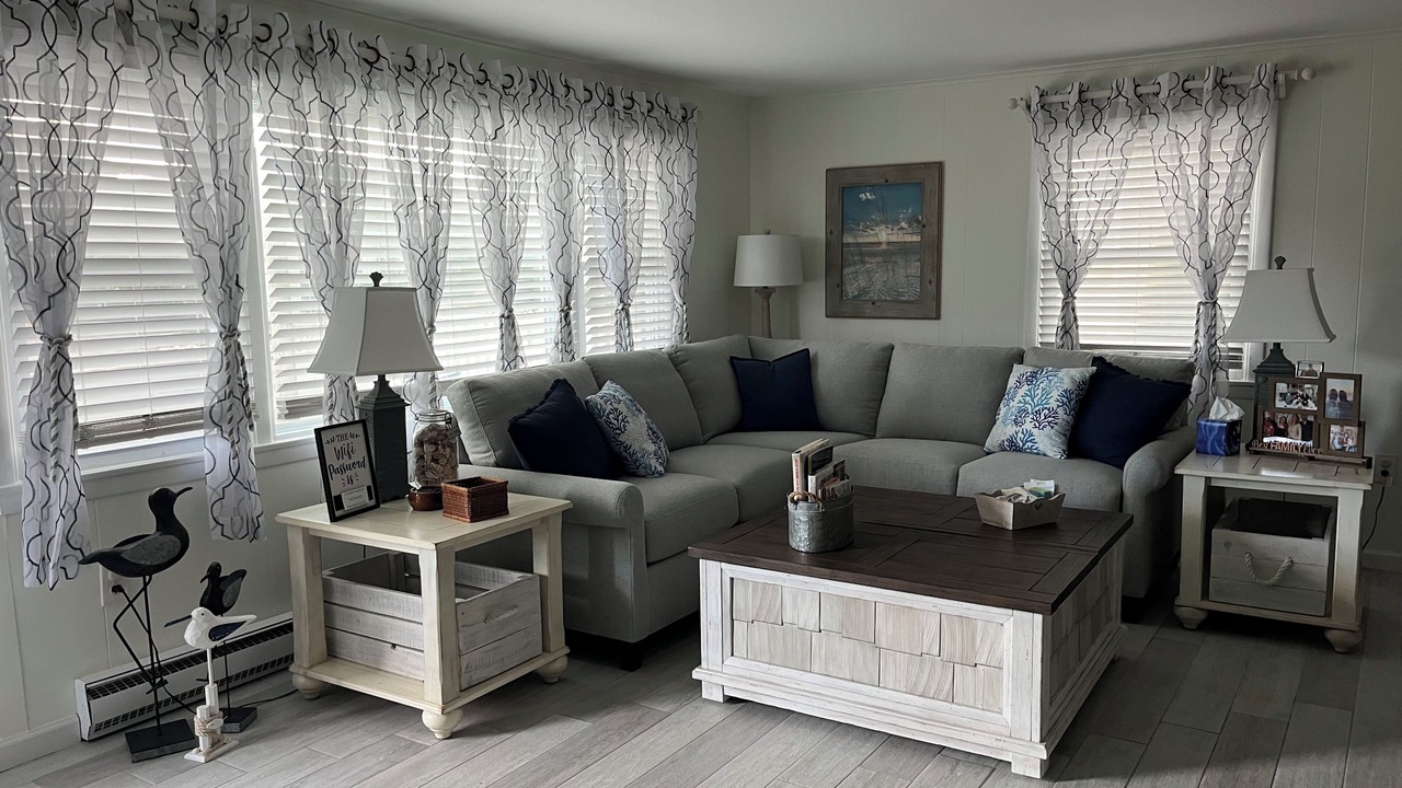 Photo of Livingroom in Ship Bottom