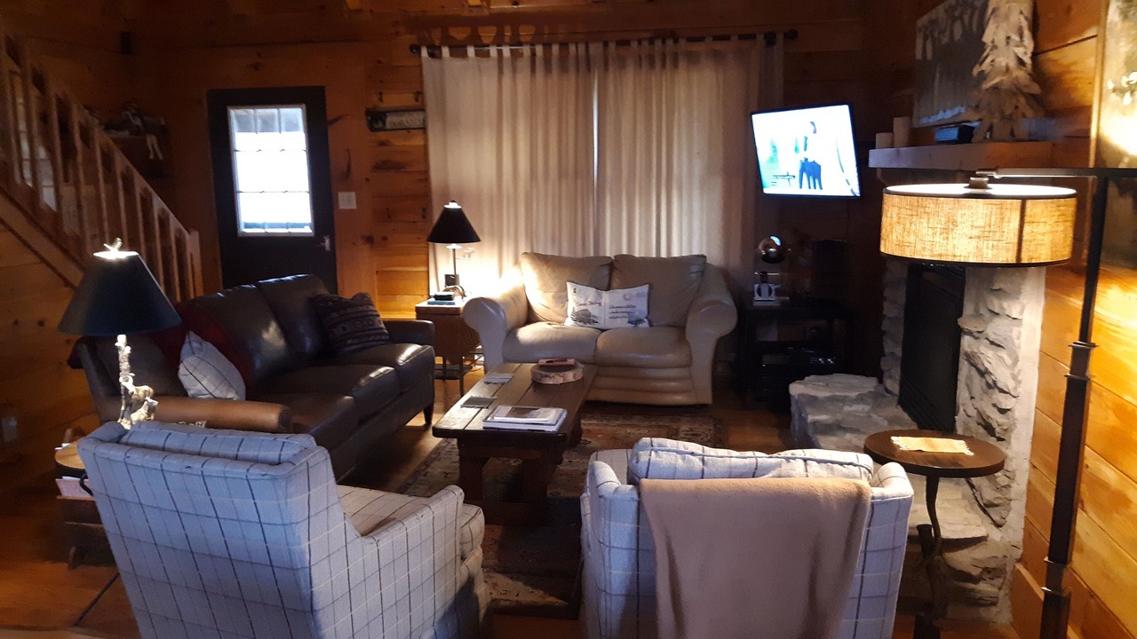 Photo of Bedroom in Slatyfork Farm