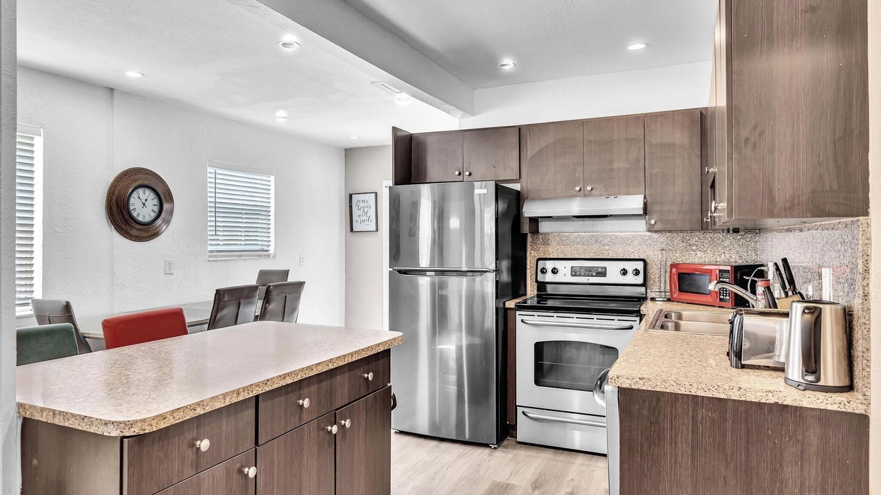 Photo of Kitchen in South Middle River