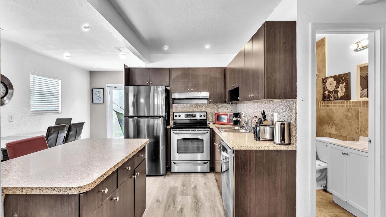 Photo of Kitchen in South Middle River