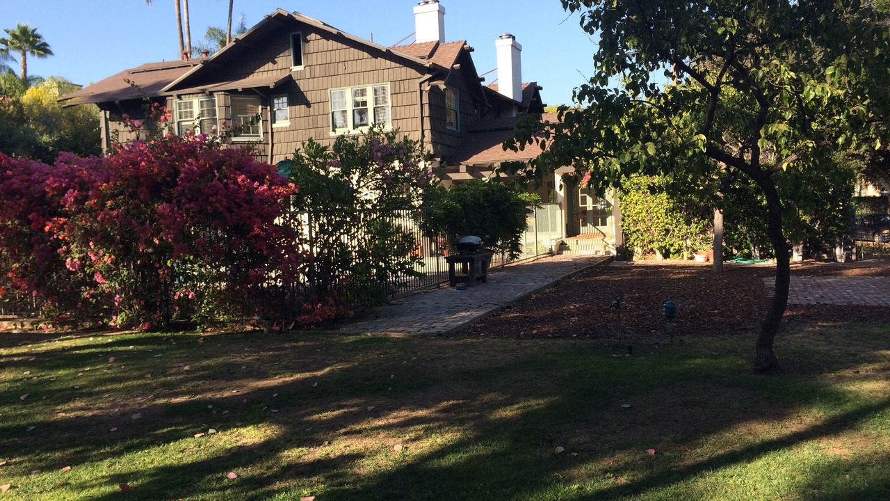 Photo of Others in The Flats