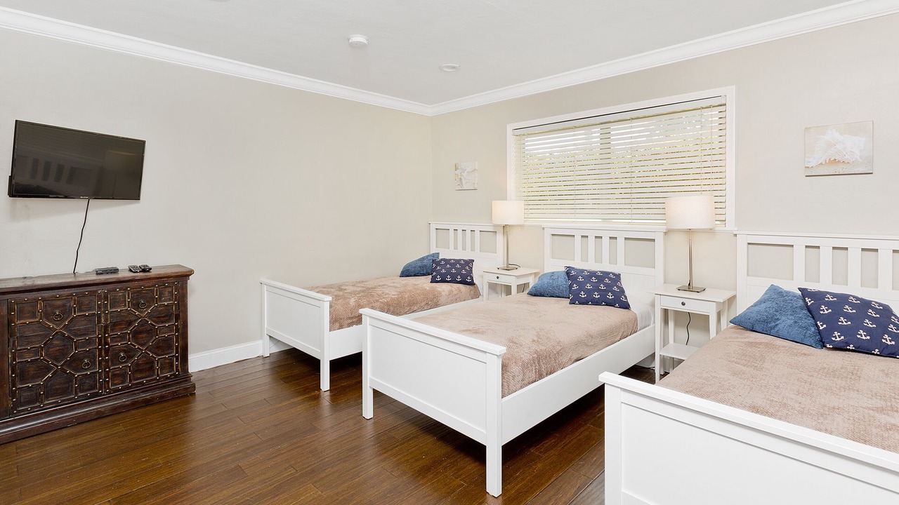 Photo of Bedroom in Lauderdale-by-the-Sea