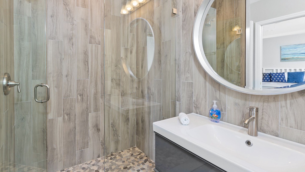 Photo of Bathroom in Lauderdale-by-the-Sea