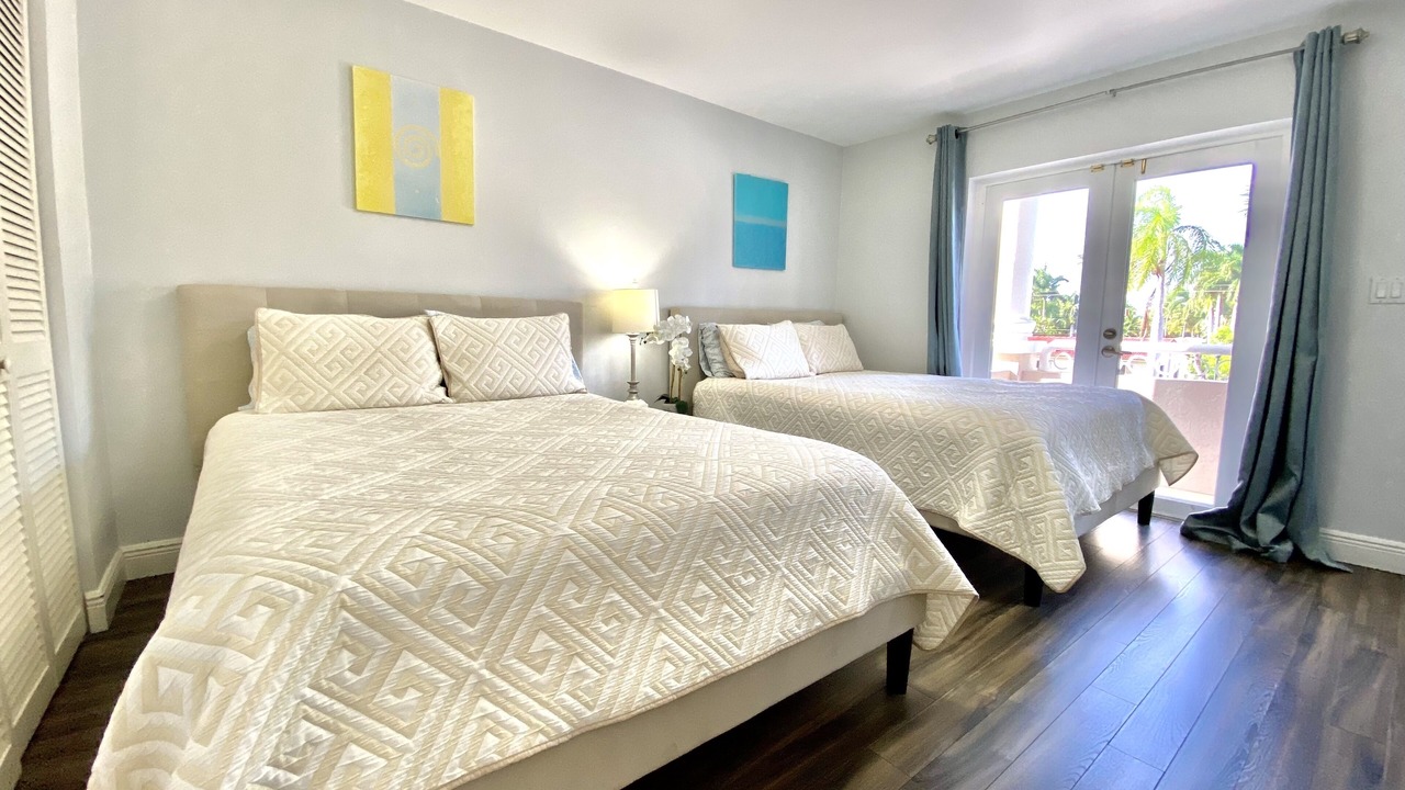 Photo of Bedroom in South Lake
