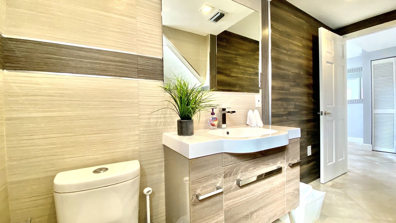 Photo of Bathroom in South Lake
