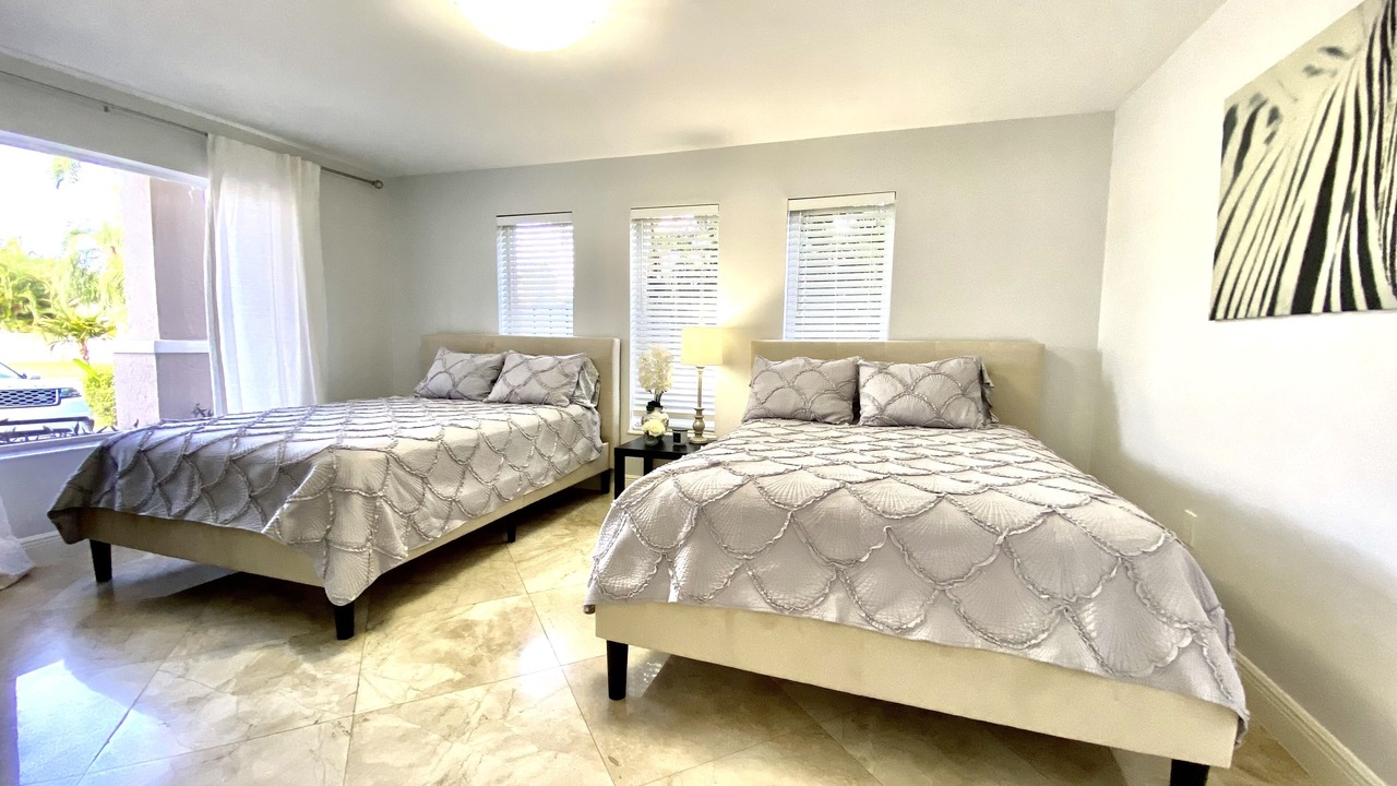 Photo of Bedroom in South Lake