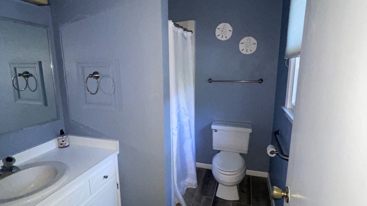Photo of Bathroom in Sandpiper Pines