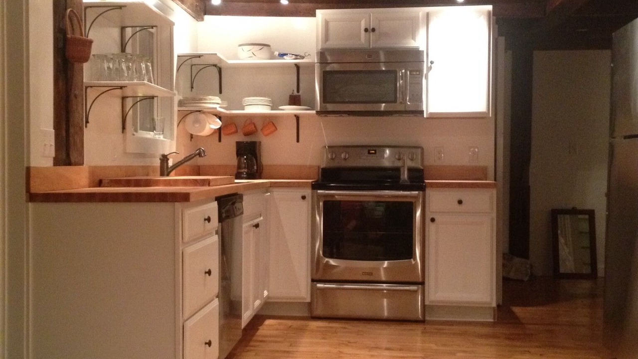 Photo of Bedroom in Housatonic