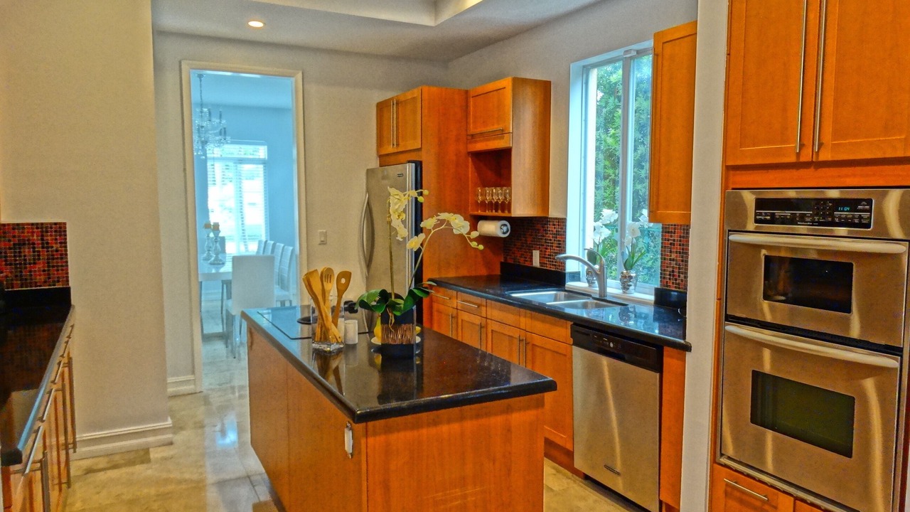 Photo of Kitchen in Hollywood Lakes
