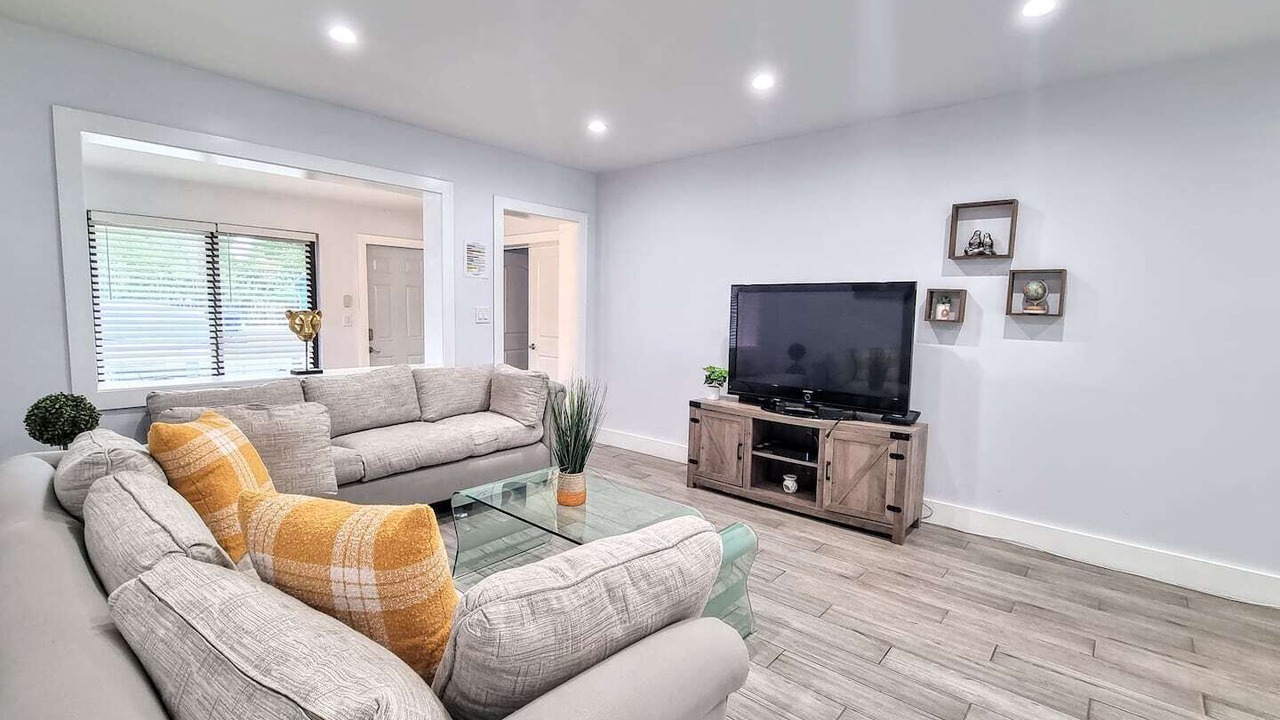Photo of Livingroom in Little Ranches
