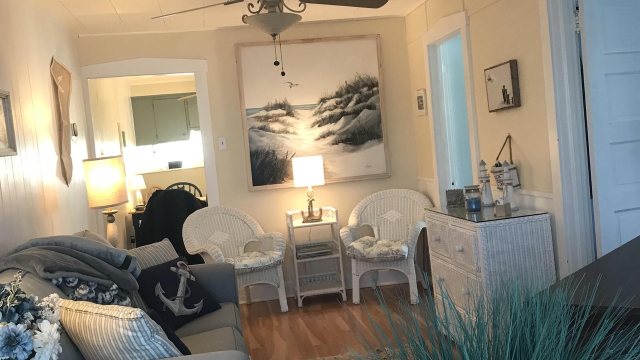 Photo of Livingroom in Ship Bottom