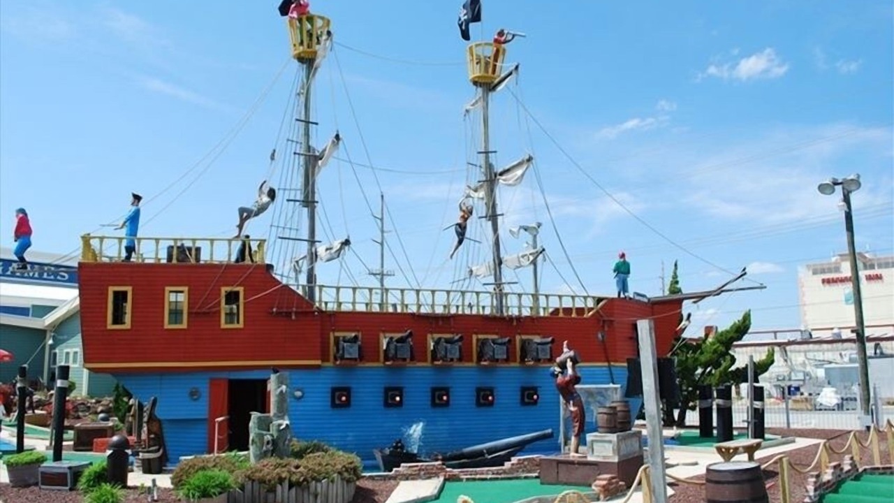 Photo of Others in Sunset Island