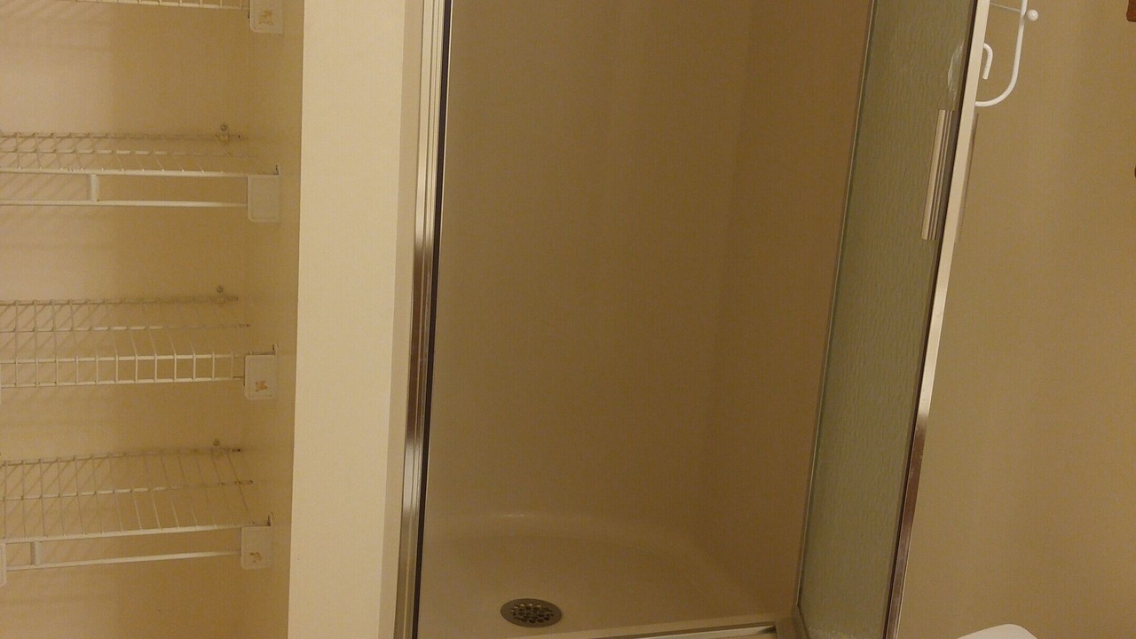 Photo of Bathroom in South Bethany Harbor