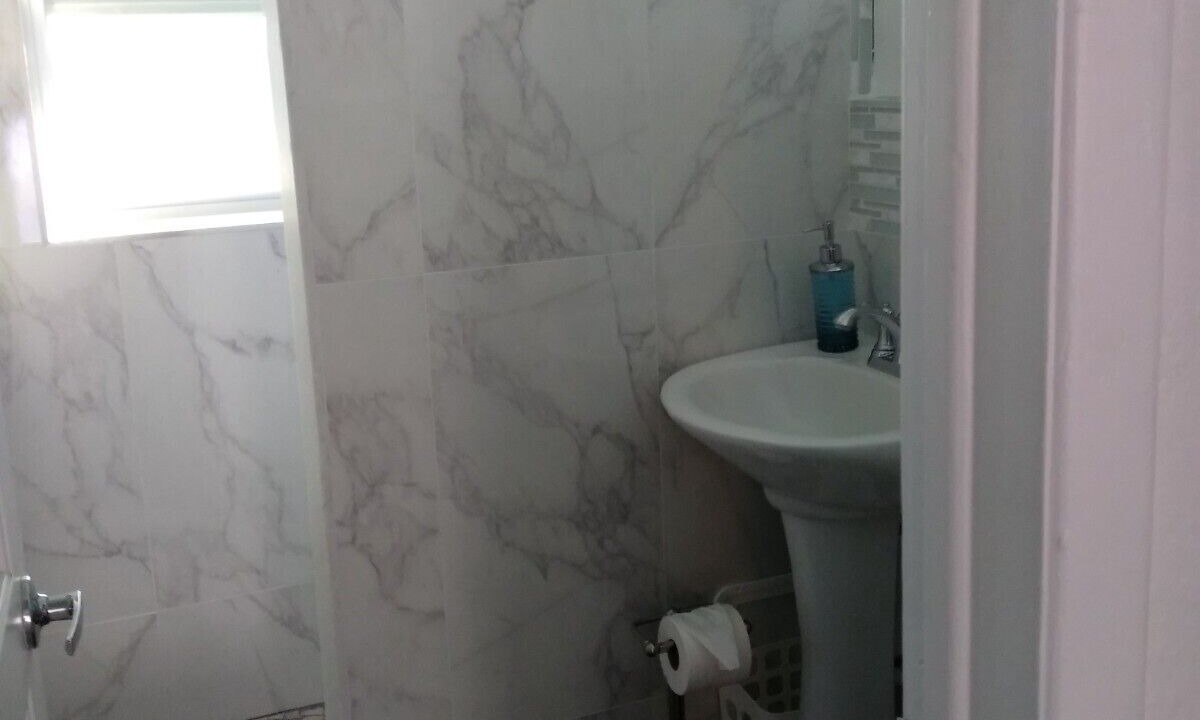 Photo of Bathroom in Ocean Ridge