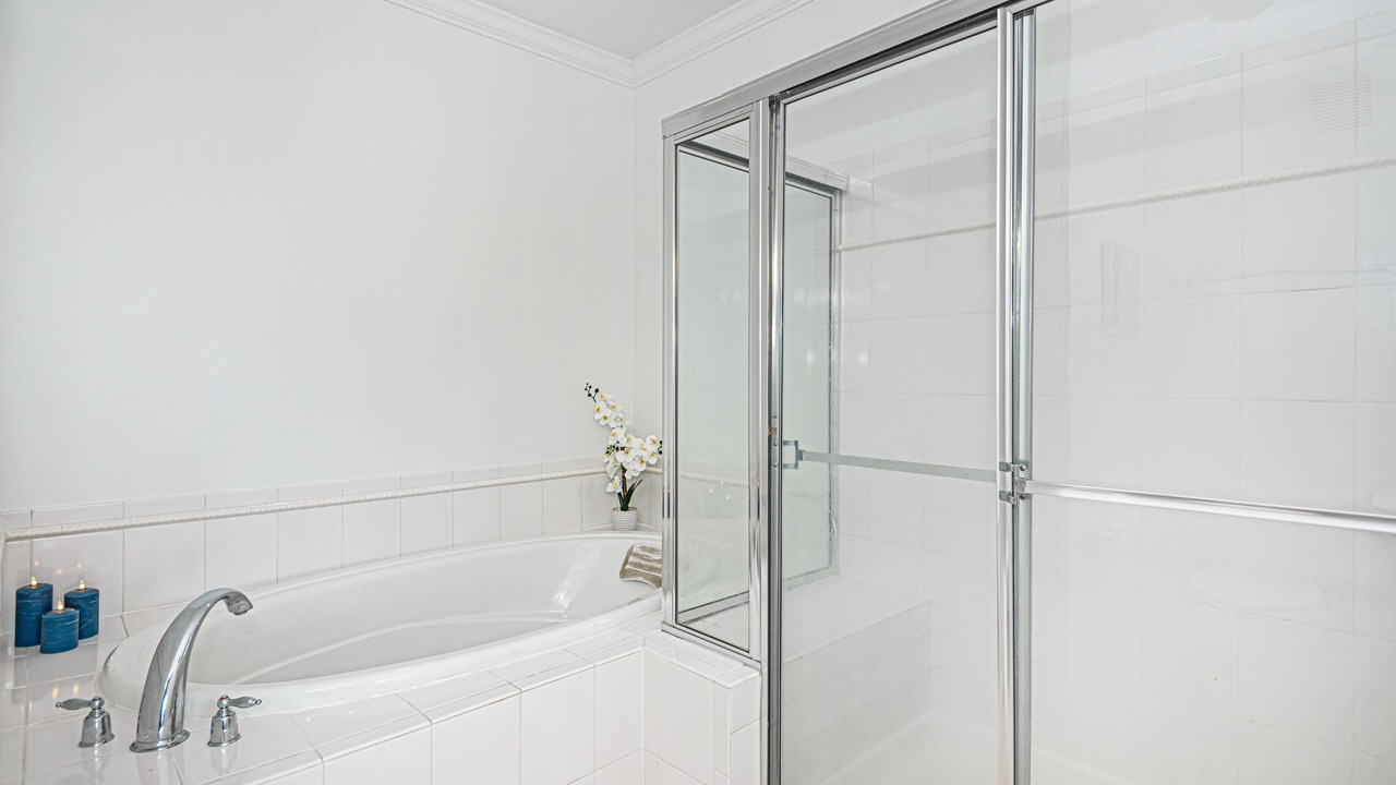 Photo of Bathroom in Sunset Island