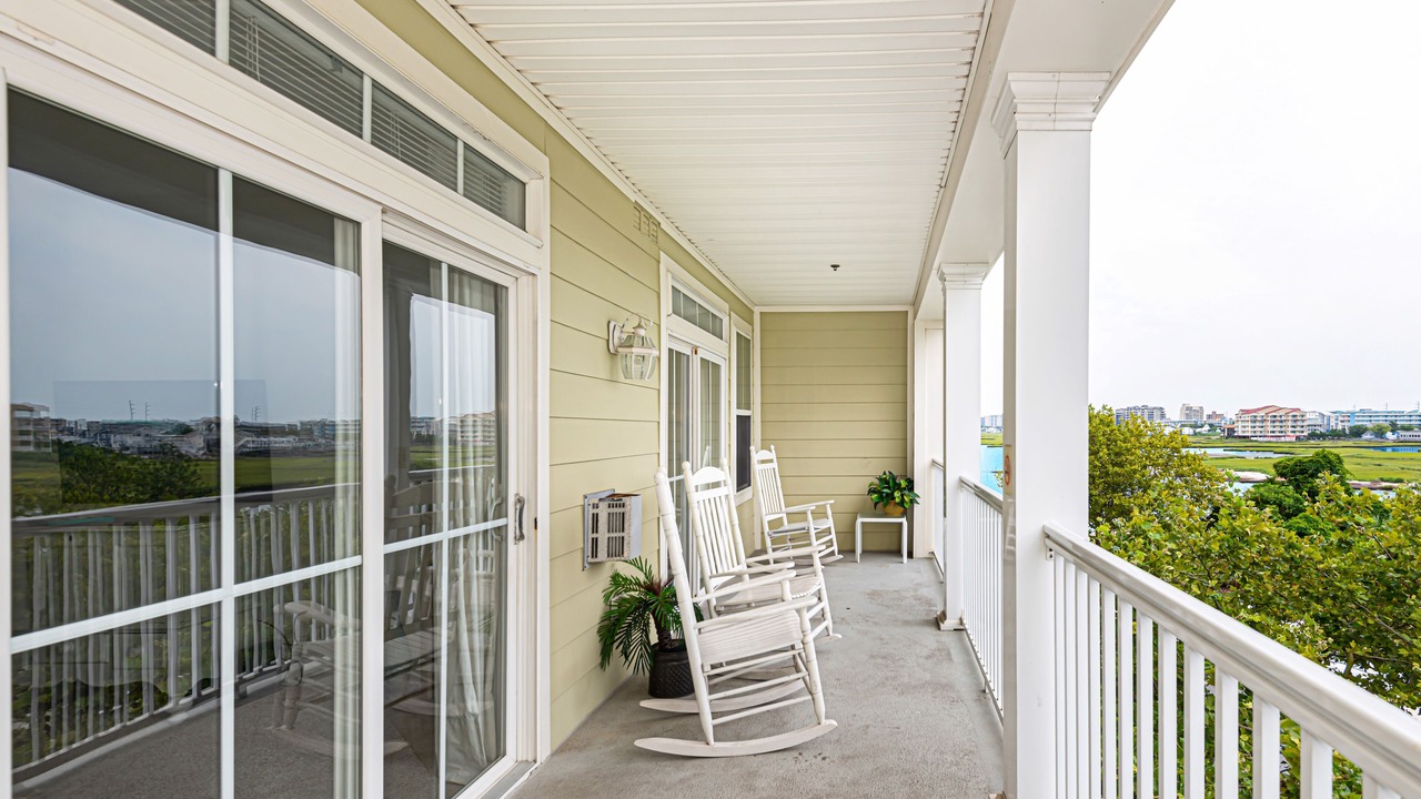 Photo of Patio Balcony in Sunset Island