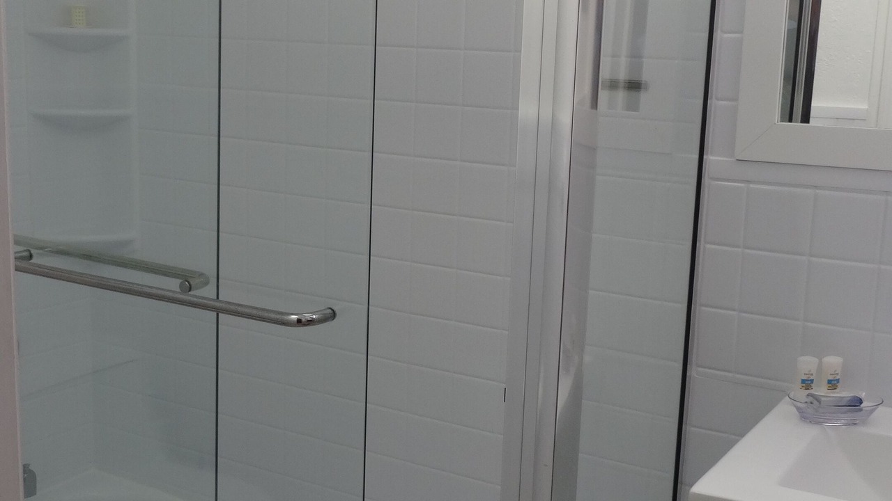 Photo of Bathroom in Galt Mile