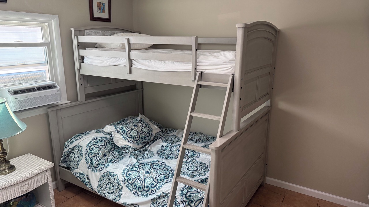 Photo of Bedroom in Wildwood Crest
