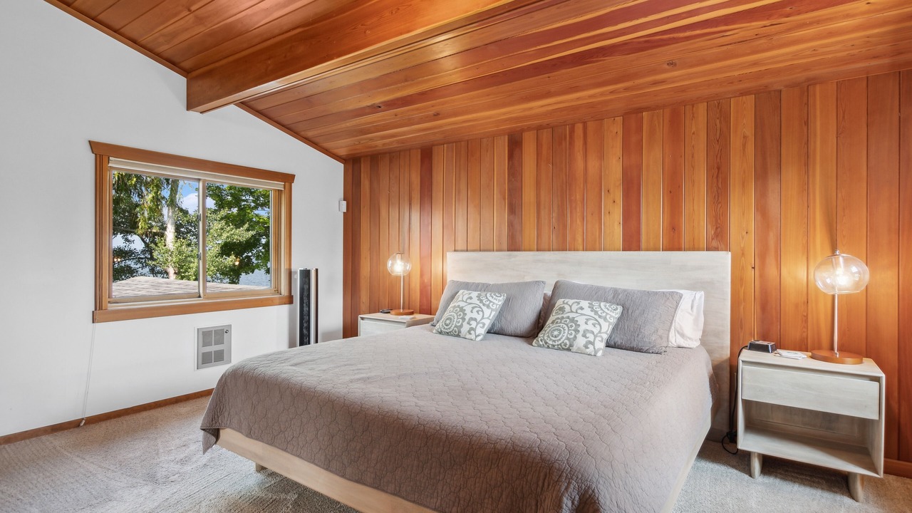 Photo of Bedroom in Bigfork