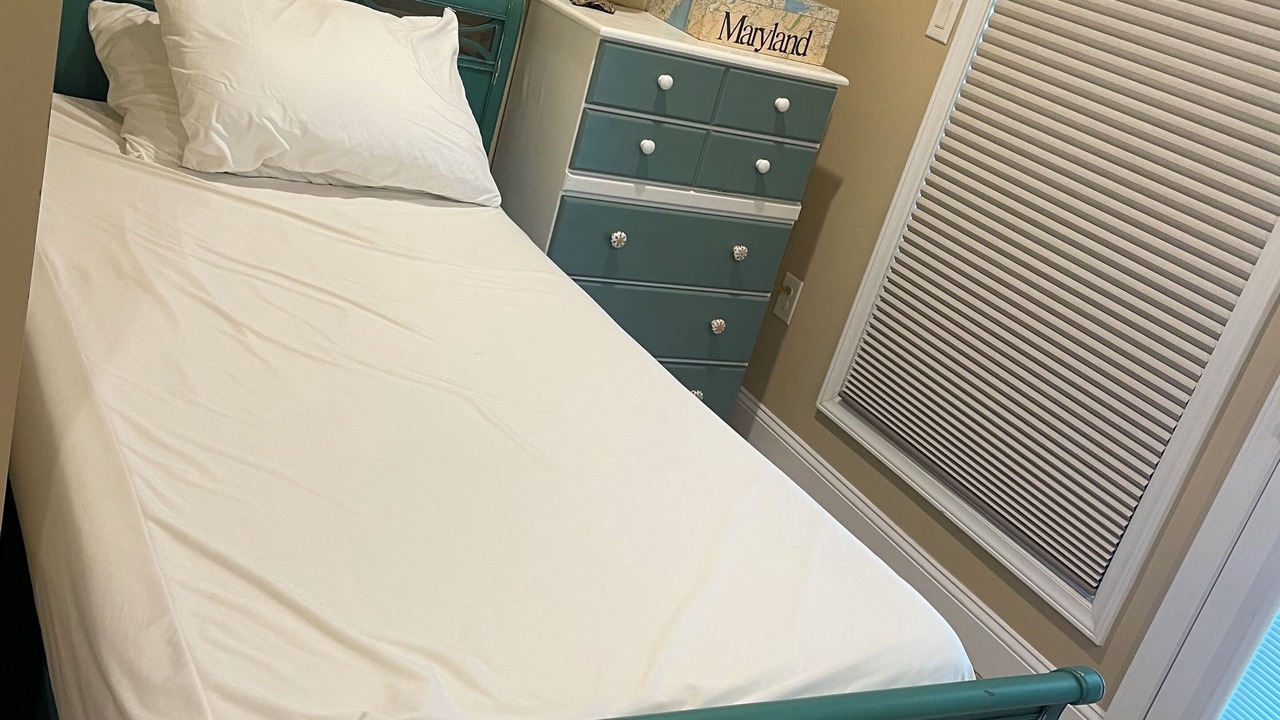 Photo of Bedroom in Cobb Island