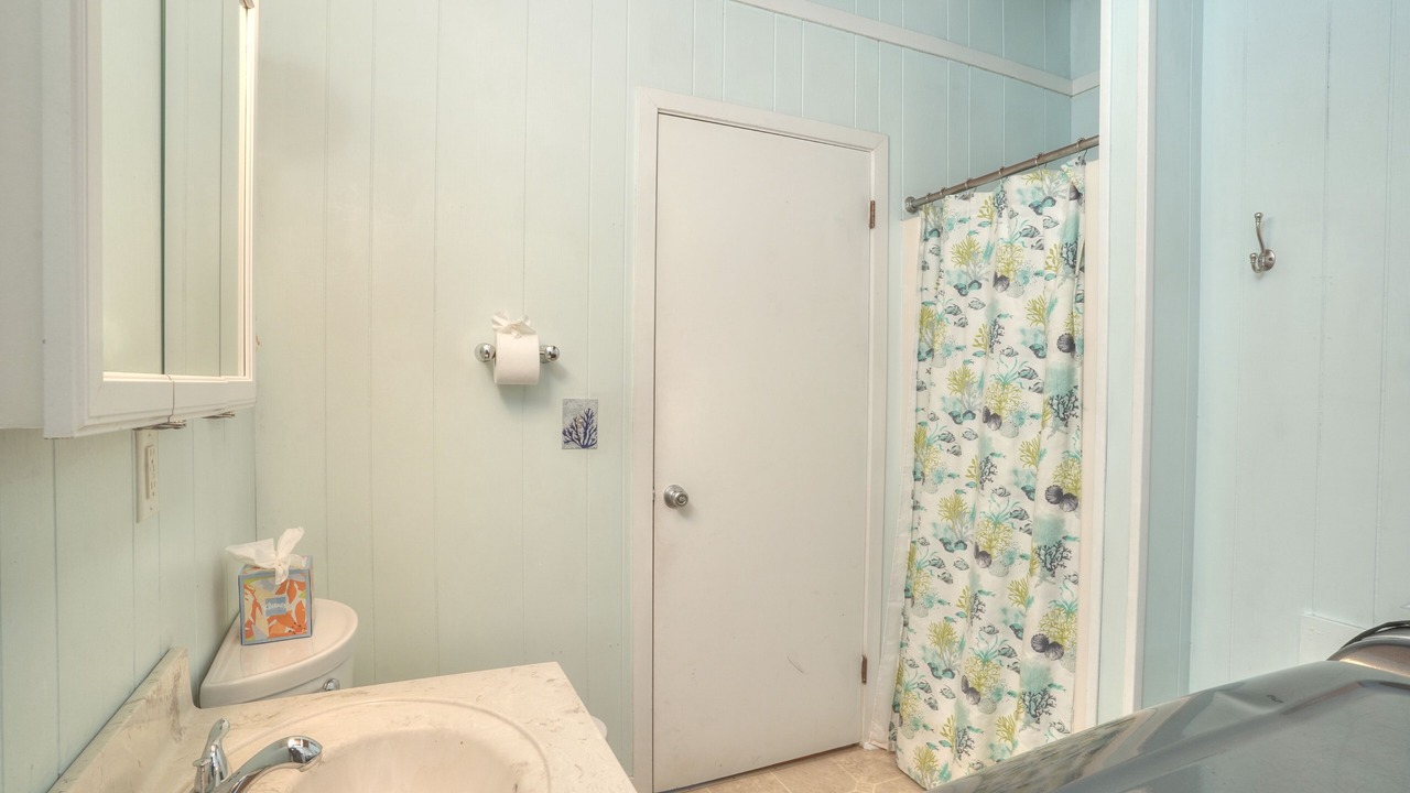 Photo of Bathroom in Bethany Beach