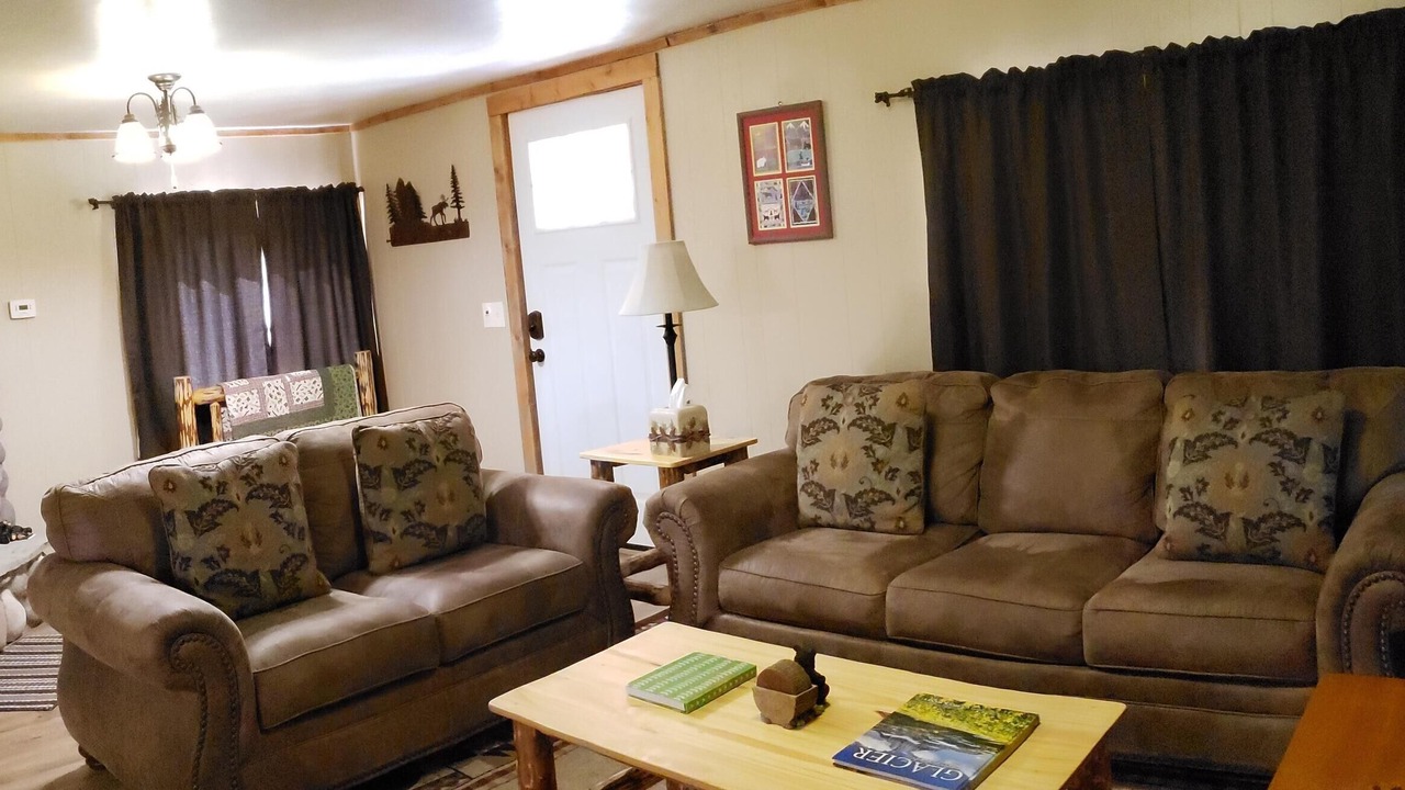 Photo of Livingroom in Martin City
