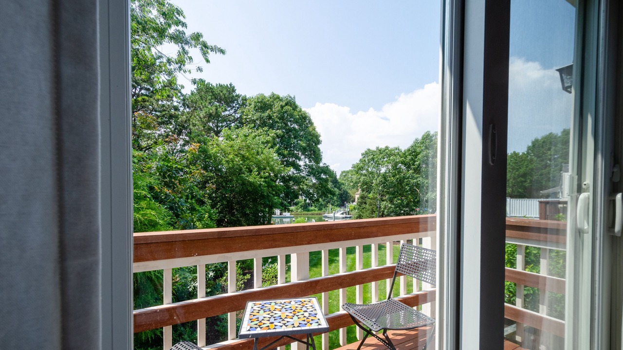 Photo of Patio Balcony in Popponesset Island
