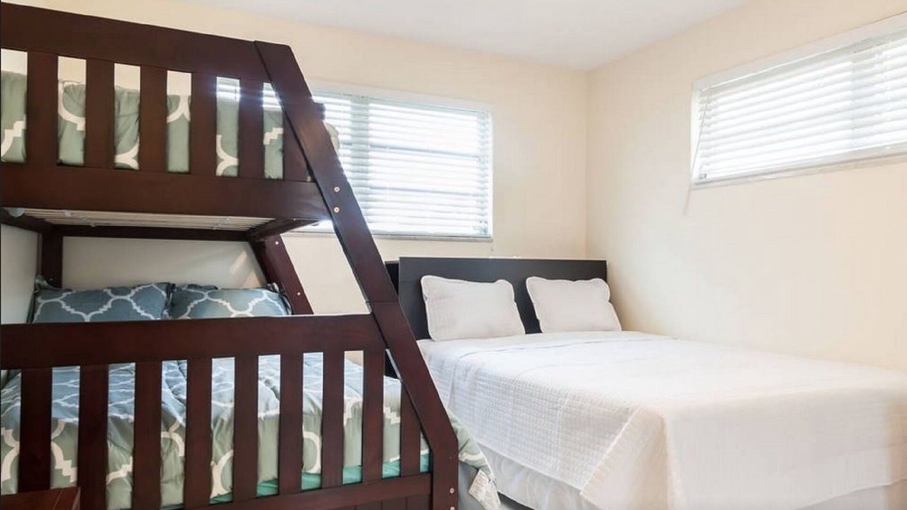 Photo of Bedroom in Hollywood Hills