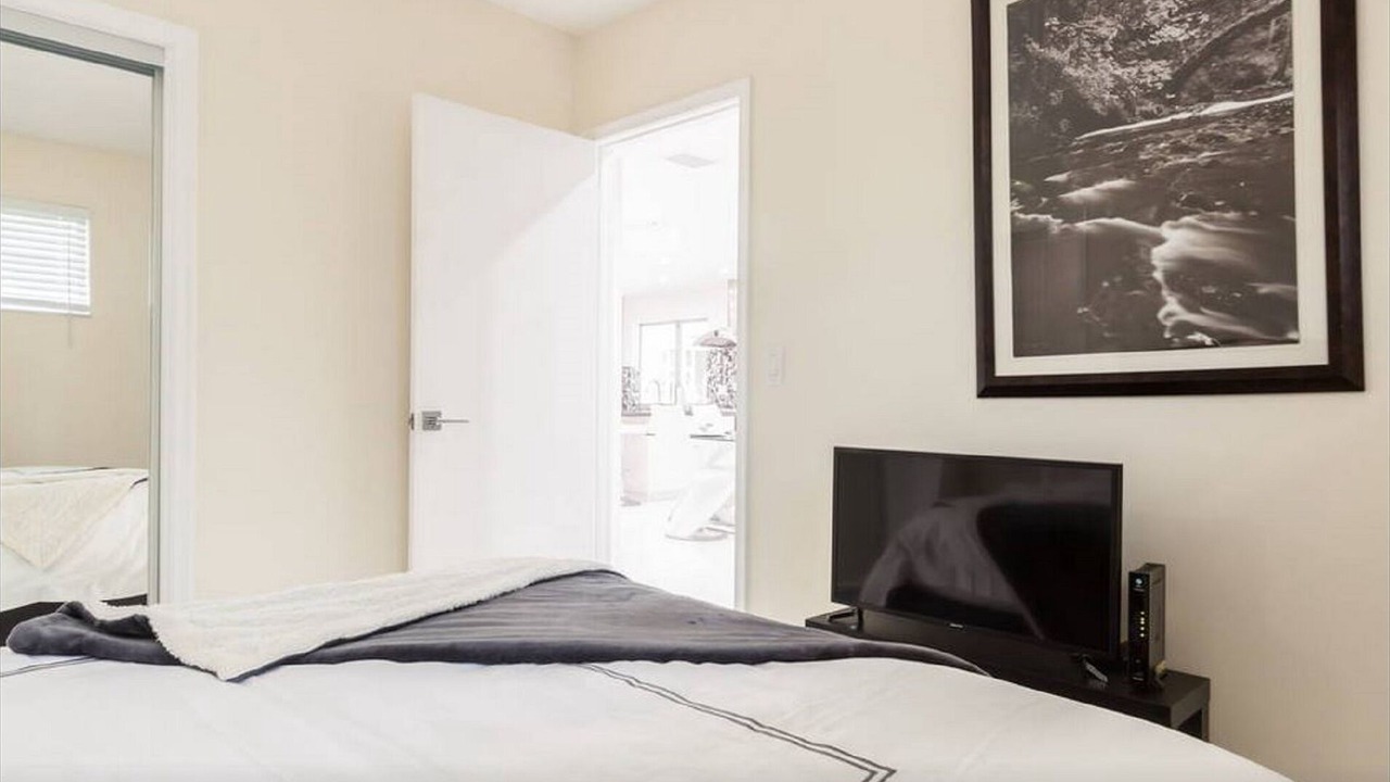 Photo of Bedroom in Hollywood Hills