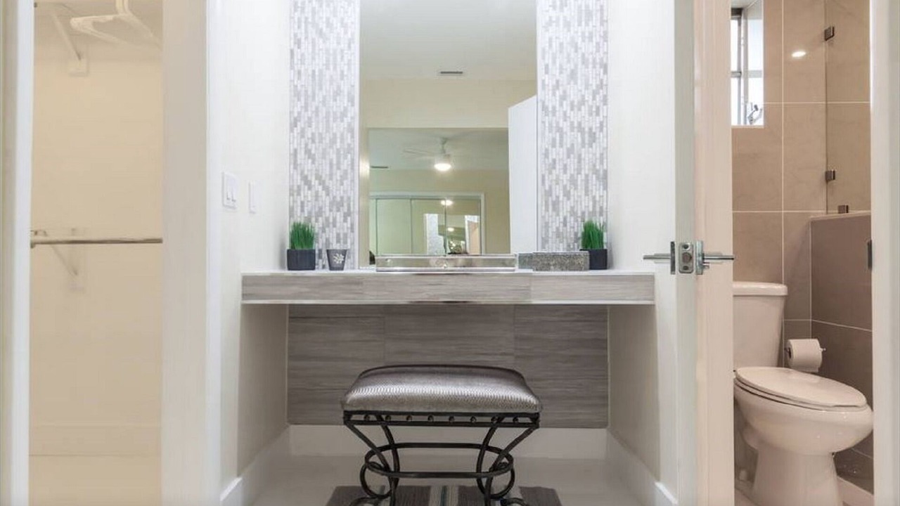 Photo of Bathroom in Hollywood Hills