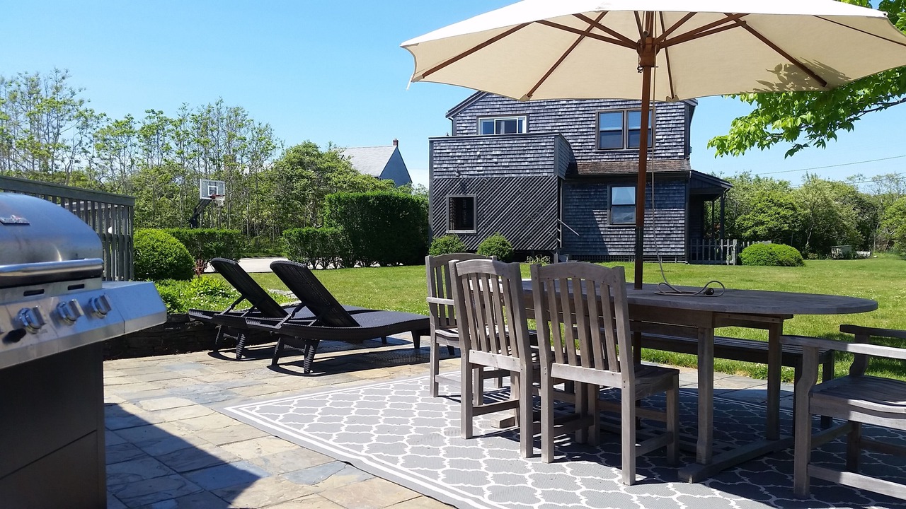 Photo of Outdoor in Tom Nevers