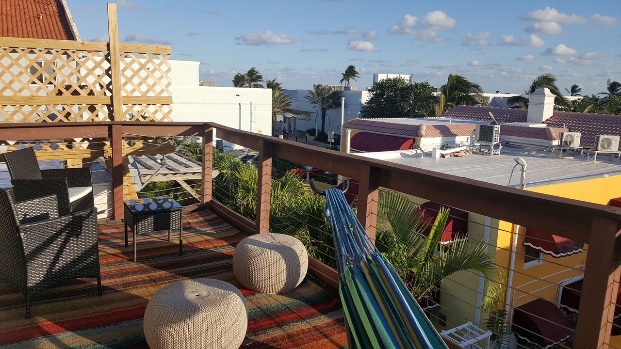 Photo of Patio Balcony in Hollywood