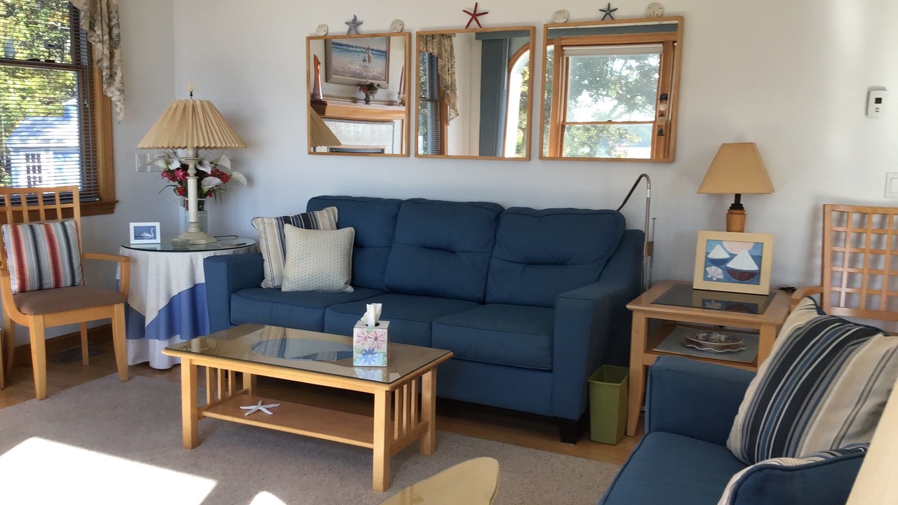 Photo of Livingroom in Yarmouth Port