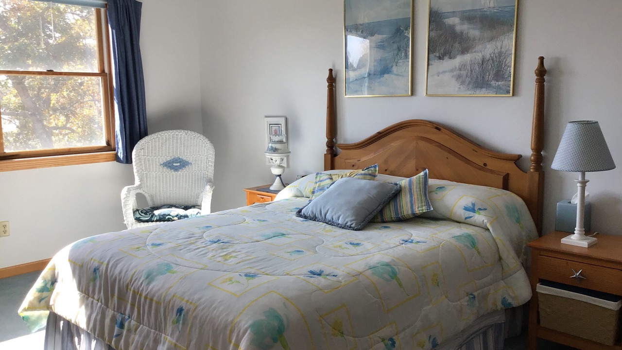 Photo of Bedroom in Yarmouth Port