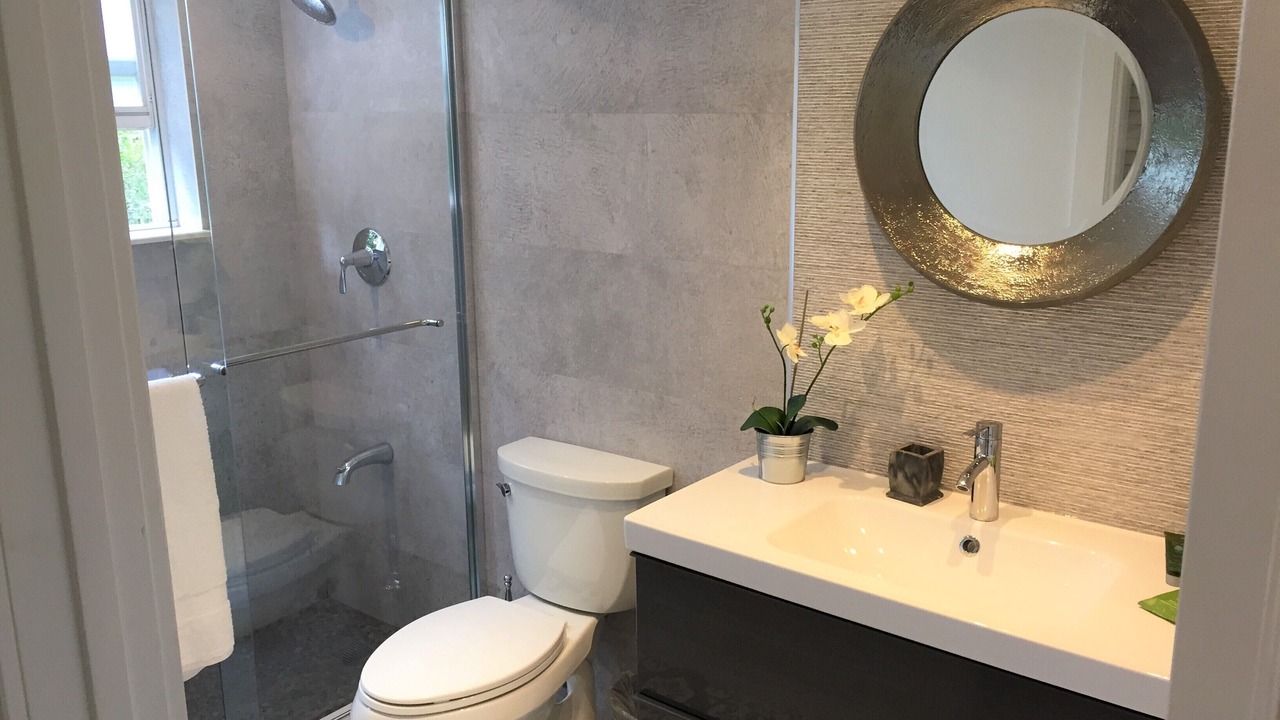 Photo of Bathroom in Aventura