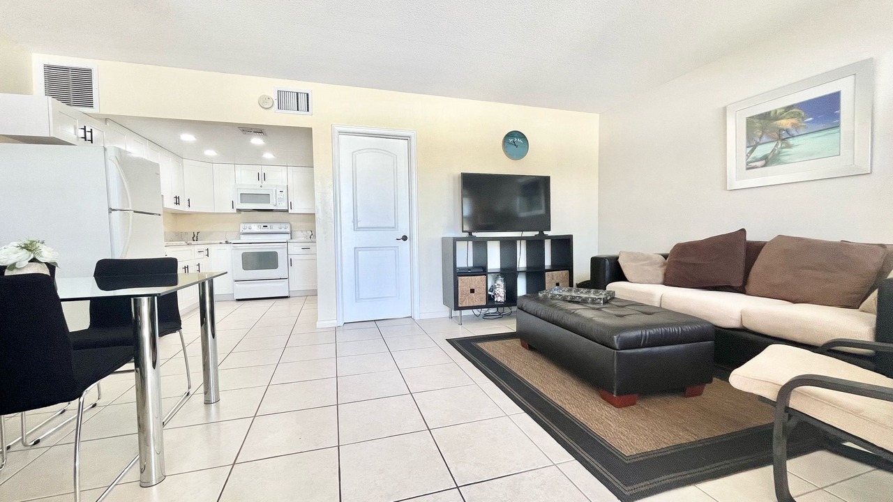 Photo of Livingroom in Lauderdale-by-the-Sea