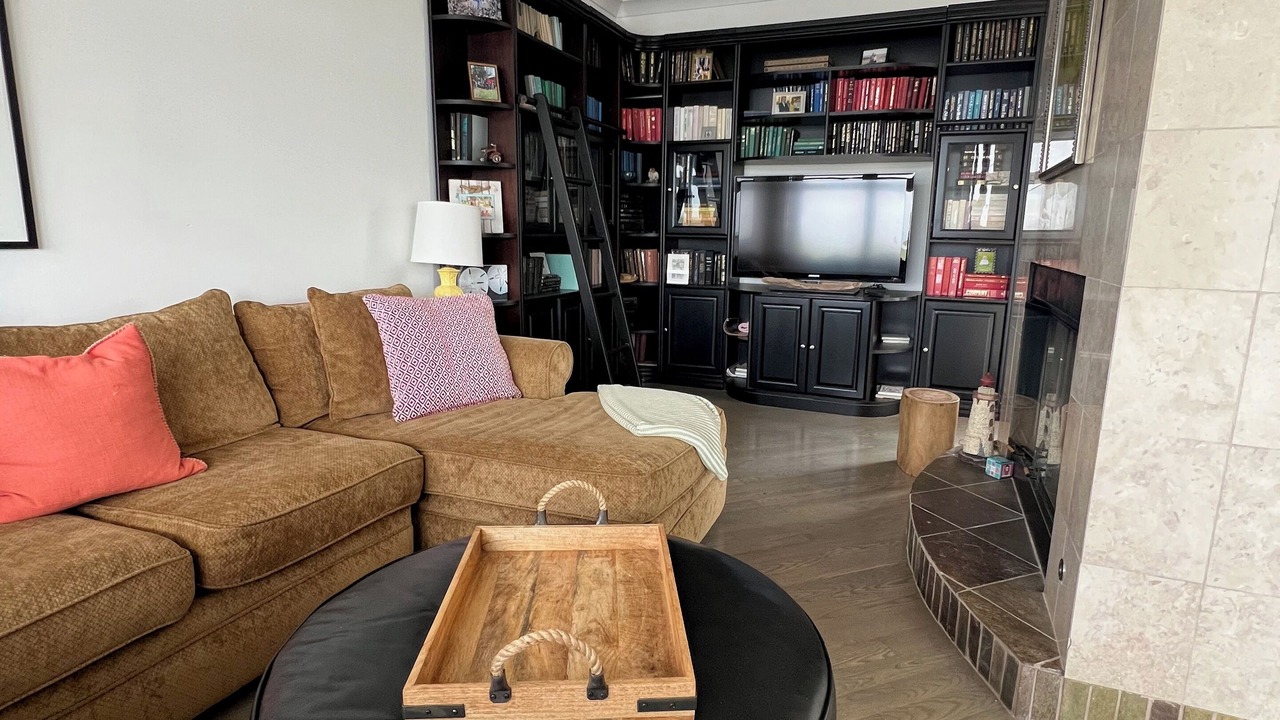 Photo of Livingroom in High Bar Harbor